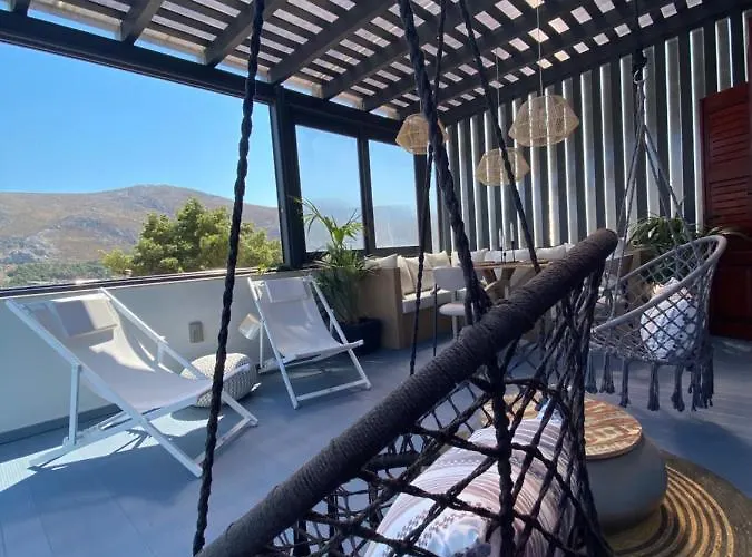 Happinest Private With Jacuzzi Κάλυμνος