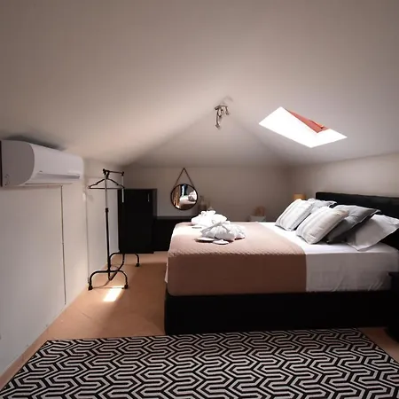 아파트 Happinest Private With Jacuzzi