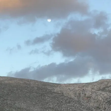 Happinest Private With Jacuzzi 아파트