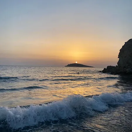 Happinest Private With Jacuzzi 아파트