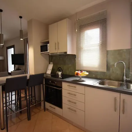 Happinest Private With Jacuzzi Apartmán