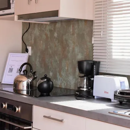 Happinest Private With Jacuzzi 아파트 *