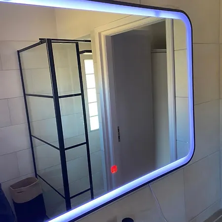 Happinest Private With Jacuzzi *