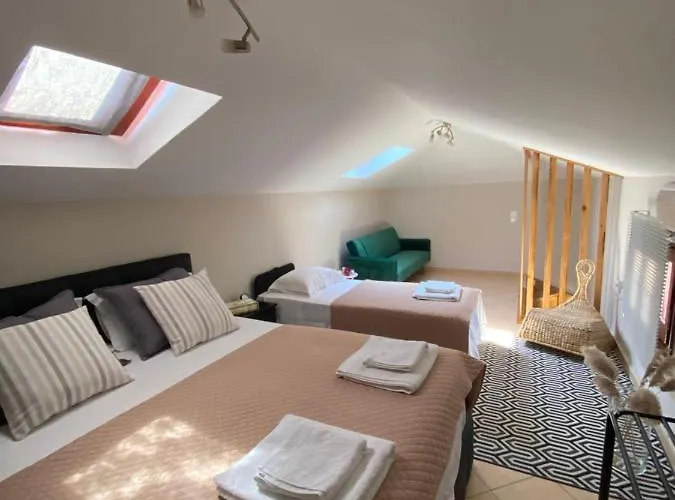 Happinest Private With Jacuzzi Apartment *