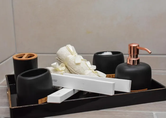 Happinest Private With Jacuzzi *